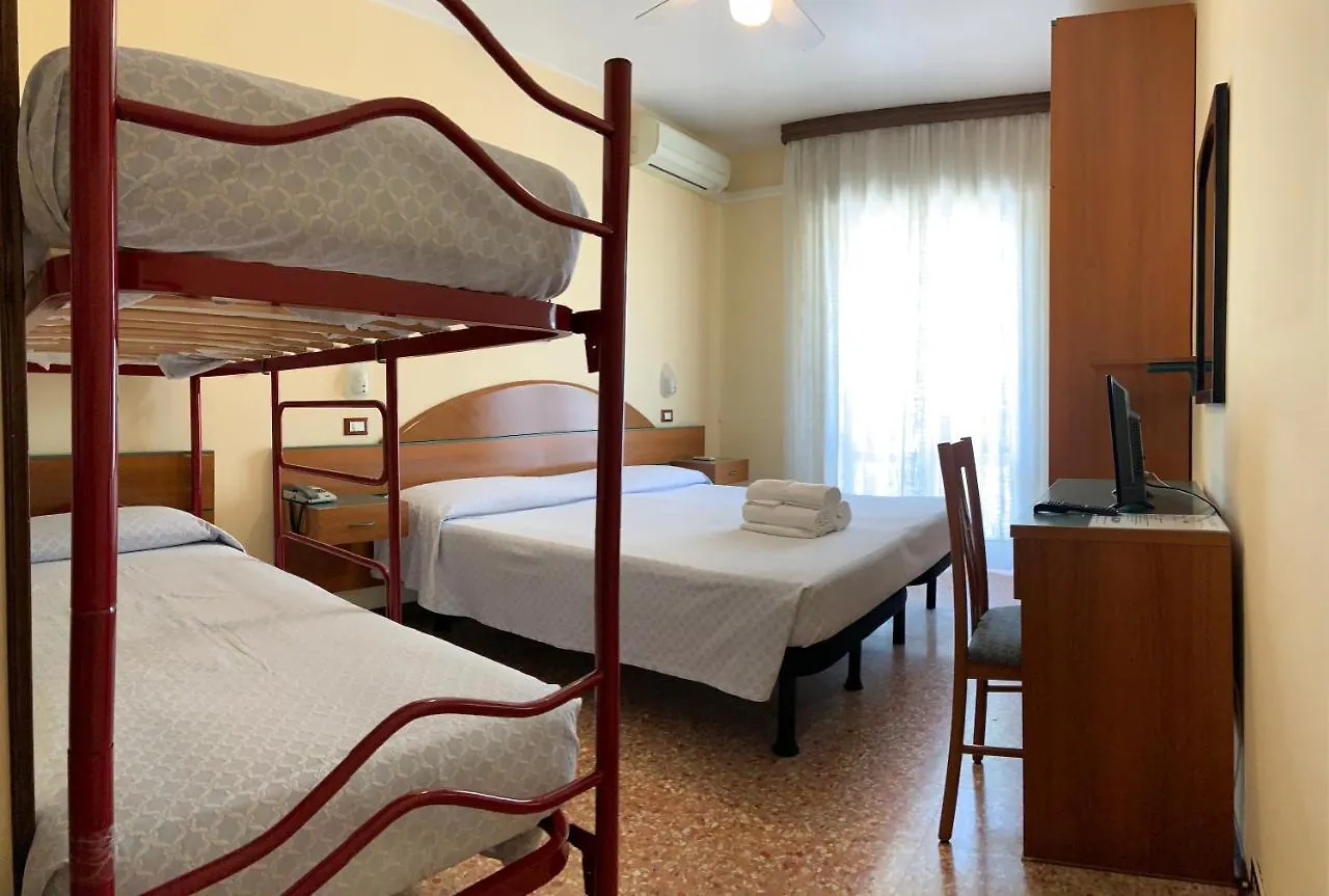 Hotel Lorenz Каорле Италия